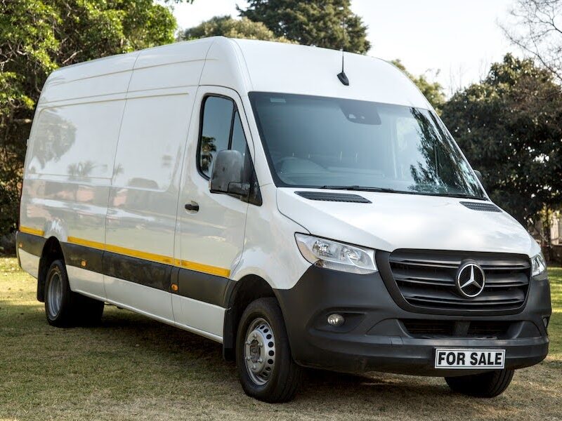 2021 Mercedes Benz Sprinter 519 LWB 2.5ton