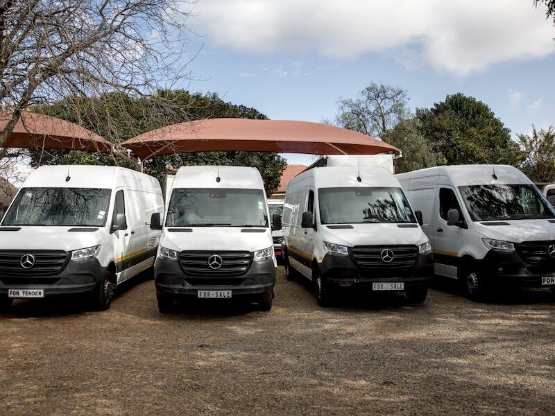 2021 Mercedes Benz Sprinter 519 LWB 2.5ton
